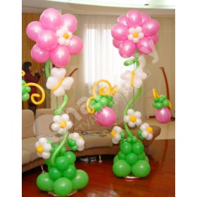 Композиция цветов из шариков